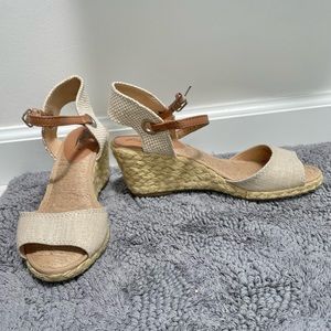 Lucky Brand open toe wedge, size 8